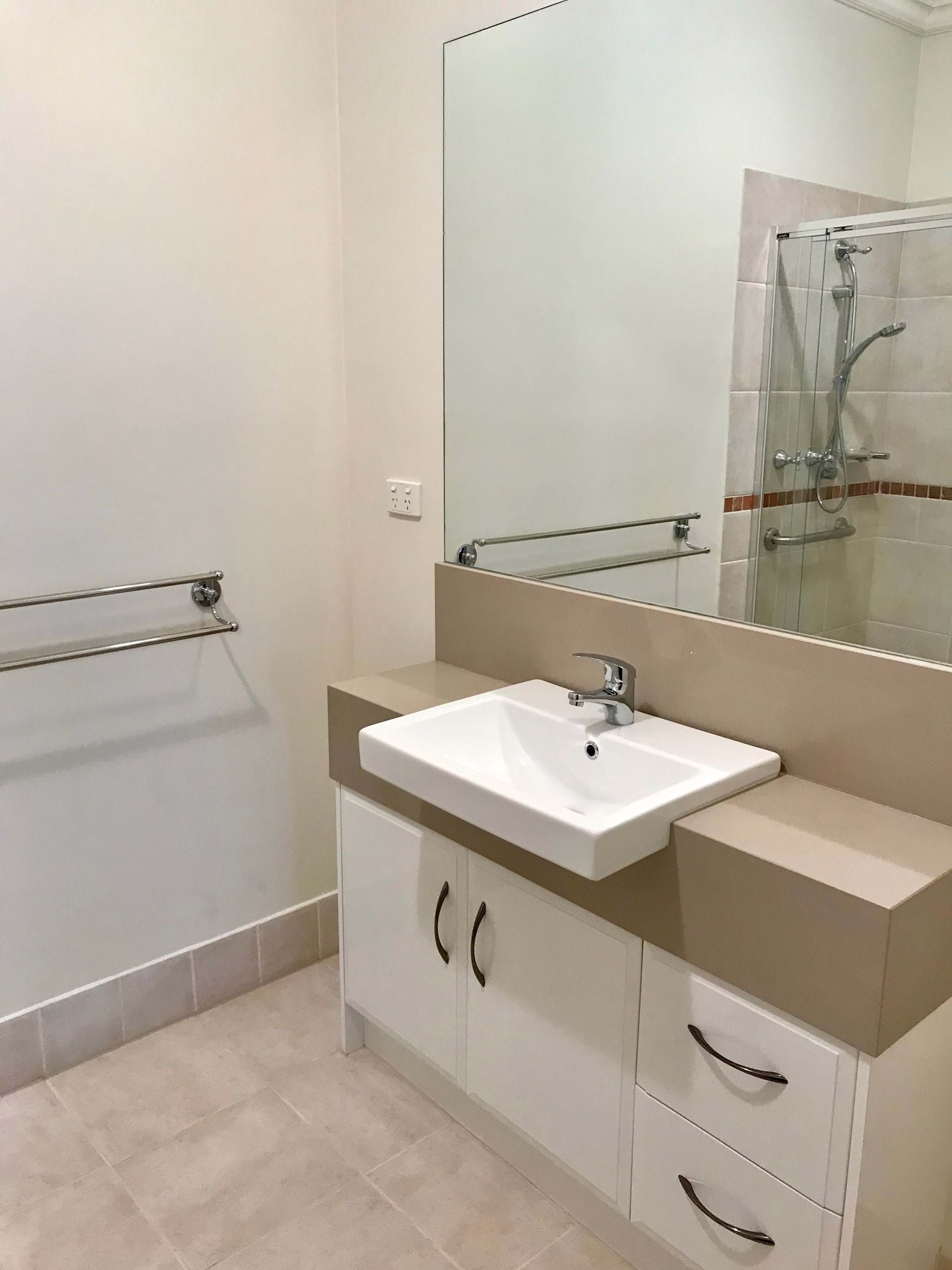 Applewood Retirement Village