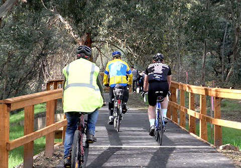 Around Applewood Retirement Village Doncaster 3